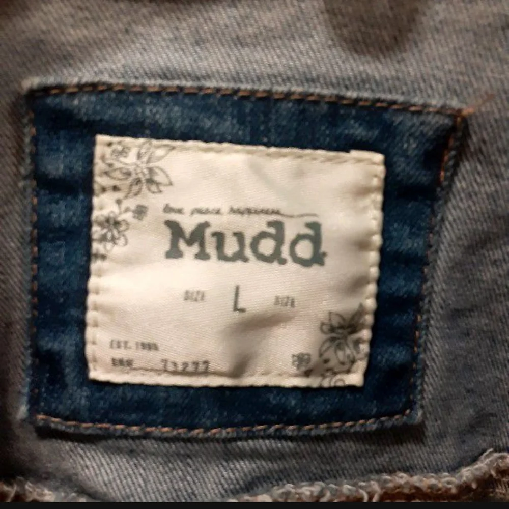 Mudd women's denim jeans destress jacket . Size large - Picture 12 of 12